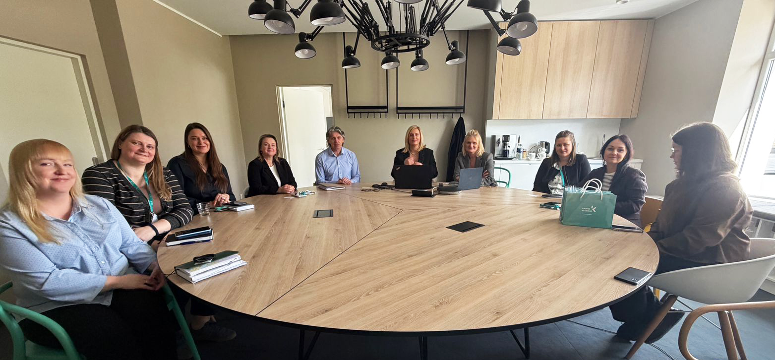 კავკასიის უნივერსიტეტის დელეგაციის ვიზიტი კაუნასის კოლეჯში